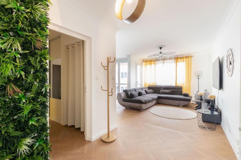Cabana & Le Grand Appartement Lumineux Macon Luaran gambar